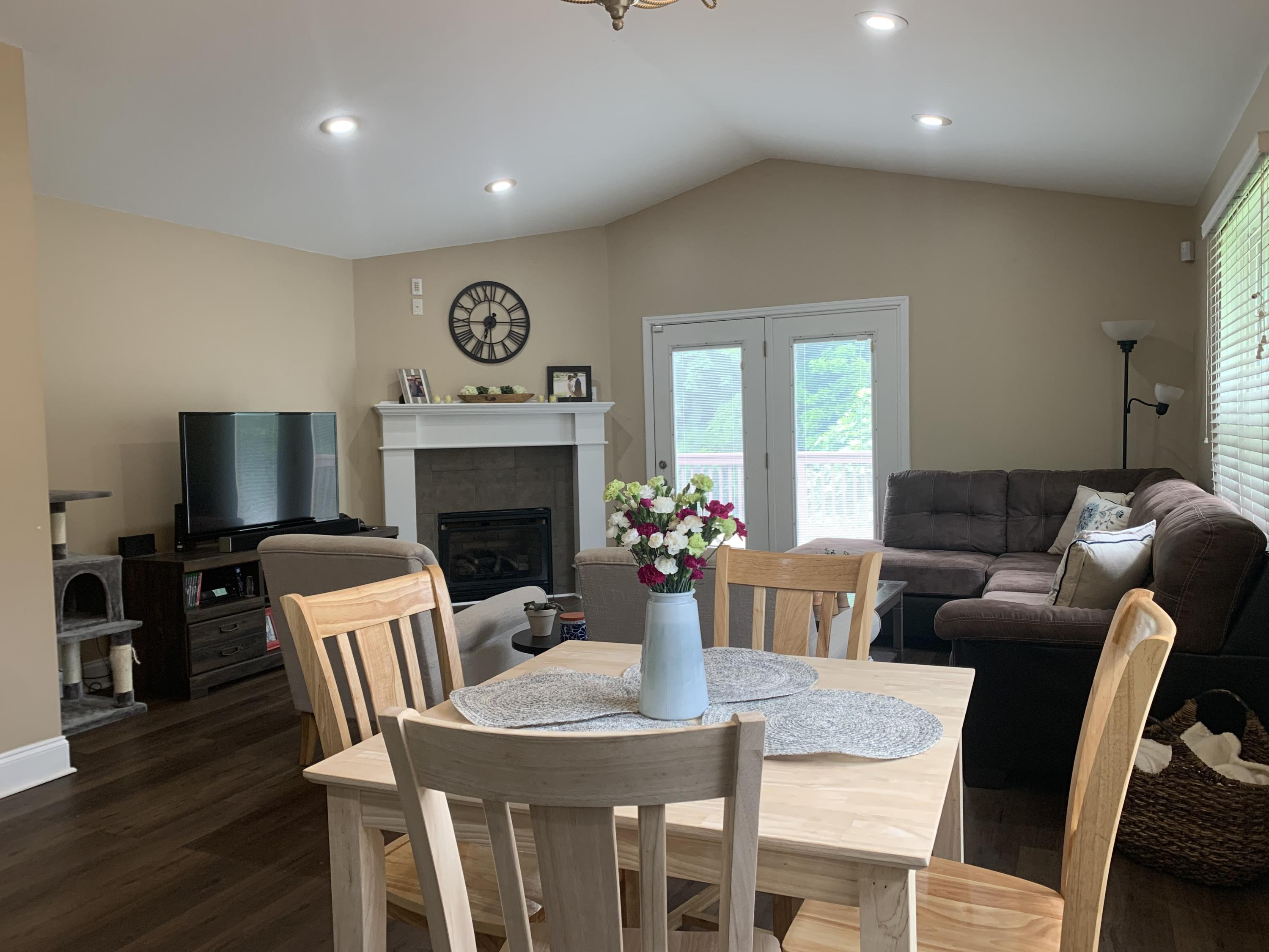 3804 Kellys Ferry Road Chattanooga, TN 37419 - Photo 9 of 26 Dining