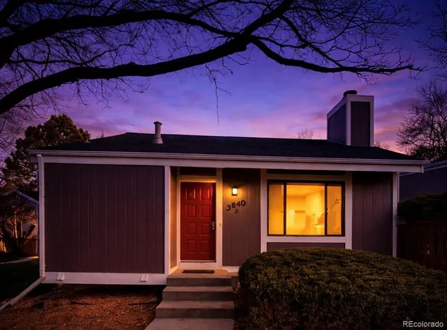 $349,000 | 3840 South Genoa Court, Unit B, Aurora, CO 80013