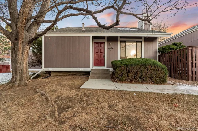 $349,000 | 3840 South Genoa Court, Unit B, Aurora, CO 80013