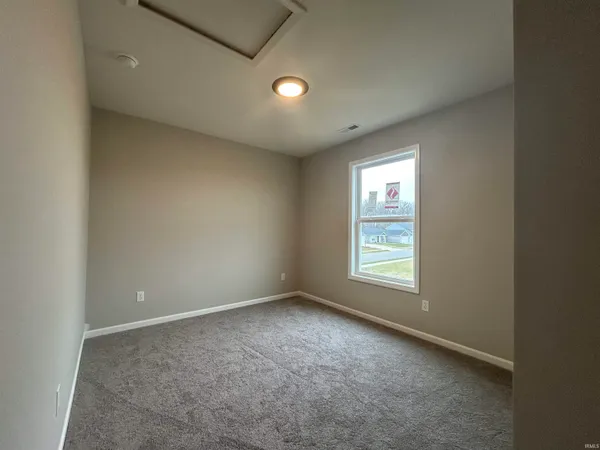 $2,300 | 211 Brescia Drive, Fort Wayne, IN 46814