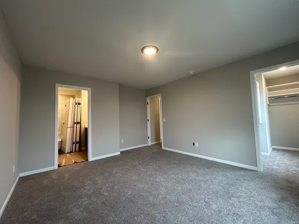 $2,300 | 211 Brescia Drive, Fort Wayne, IN 46814