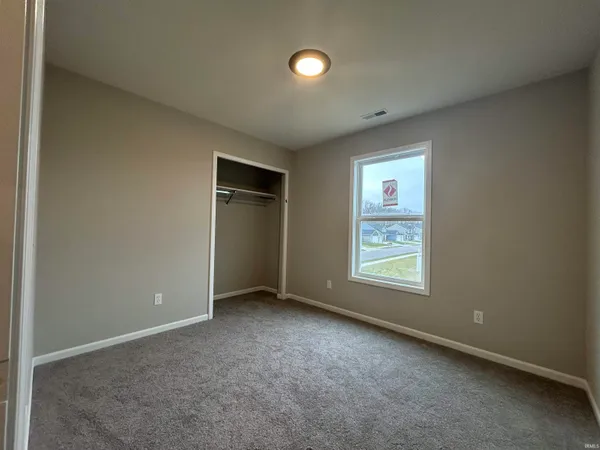 $2,300 | 211 Brescia Drive, Fort Wayne, IN 46814