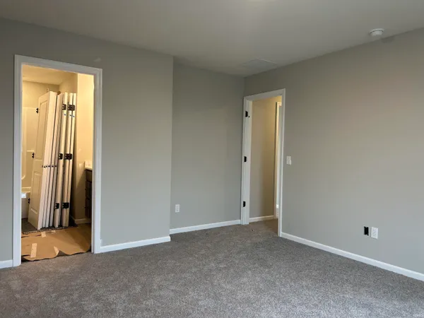 $2,300 | 211 Brescia Drive, Fort Wayne, IN 46814