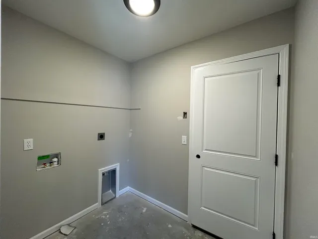 $2,300 | 211 Brescia Drive, Fort Wayne, IN 46814