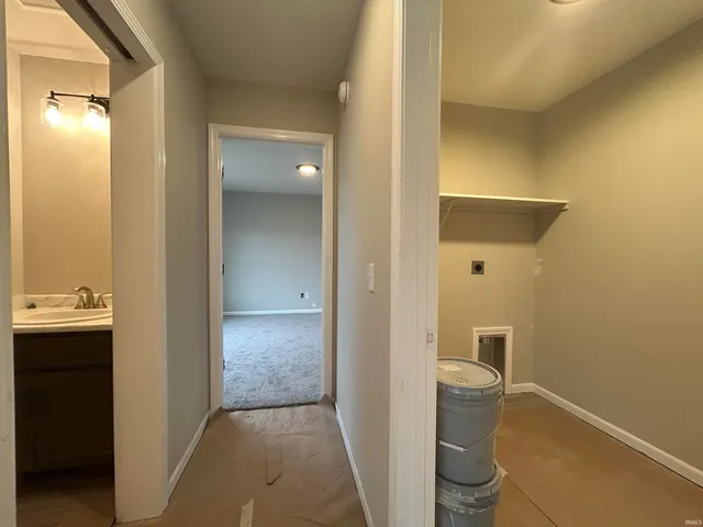 $2,300 | 211 Brescia Drive, Fort Wayne, IN 46814