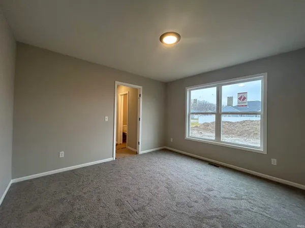 $2,300 | 211 Brescia Drive, Fort Wayne, IN 46814