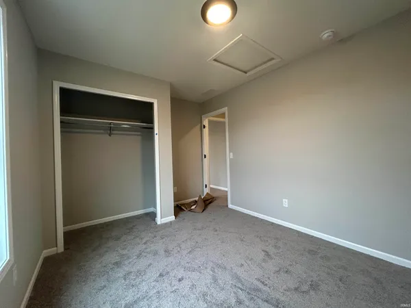 $2,300 | 211 Brescia Drive, Fort Wayne, IN 46814