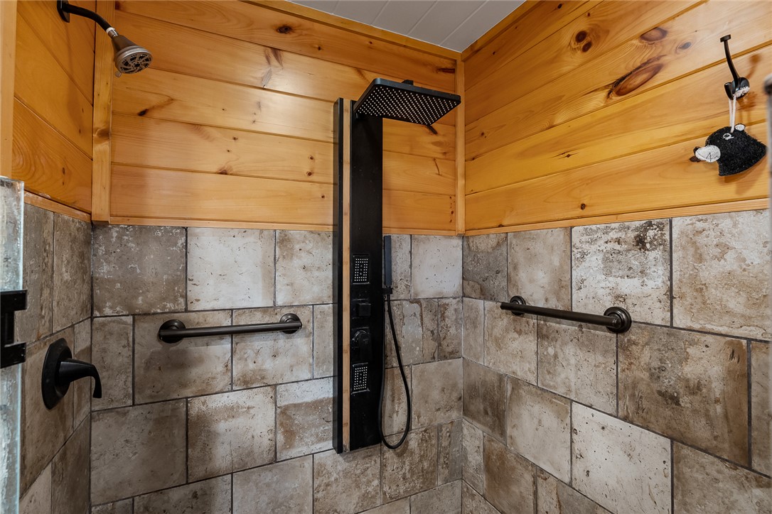 283 Cassidy Bridge Road Mountain Rest, SC 29664 - Photo 21 of 49