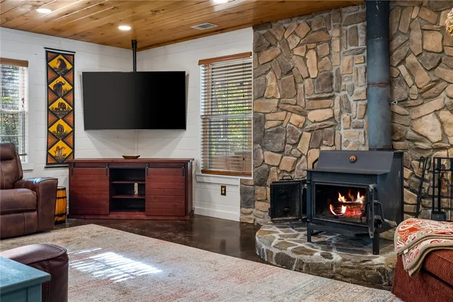 $789,237 | 283 Cassidy Bridge Road, Mountain Rest, SC 29664