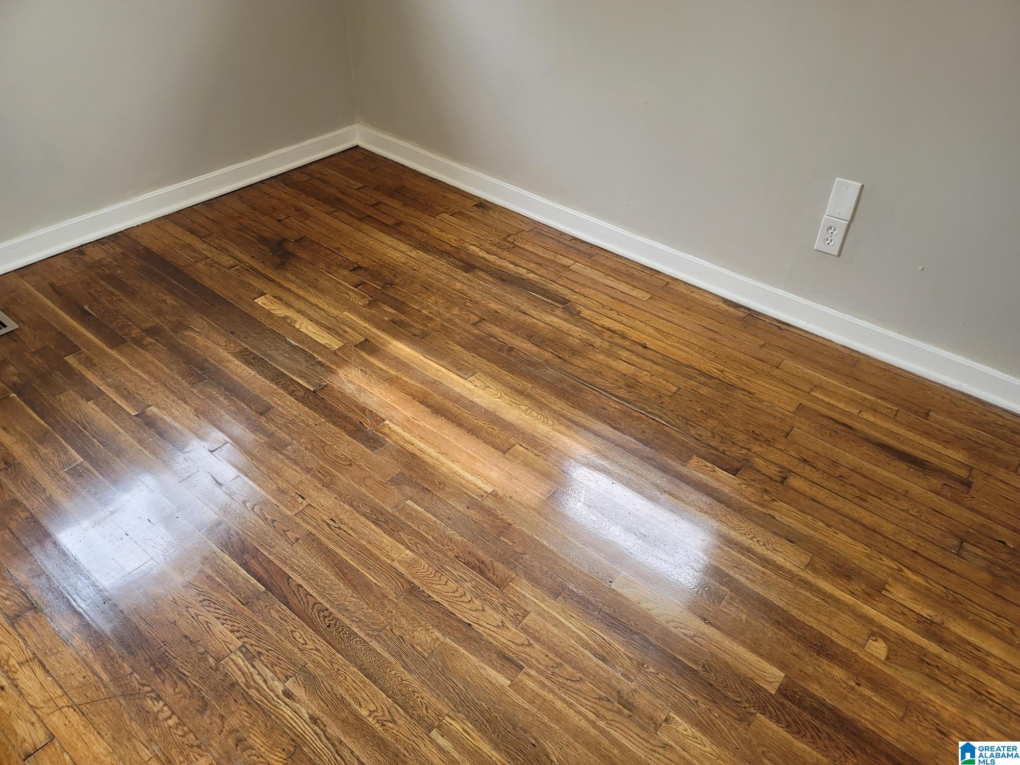 3613 Maple Avenue Southwest Birmingham, AL 35221 - Photo 7 of 11