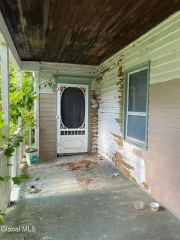 $30,000 | 19 West State Street, Dolgeville, NY 13329