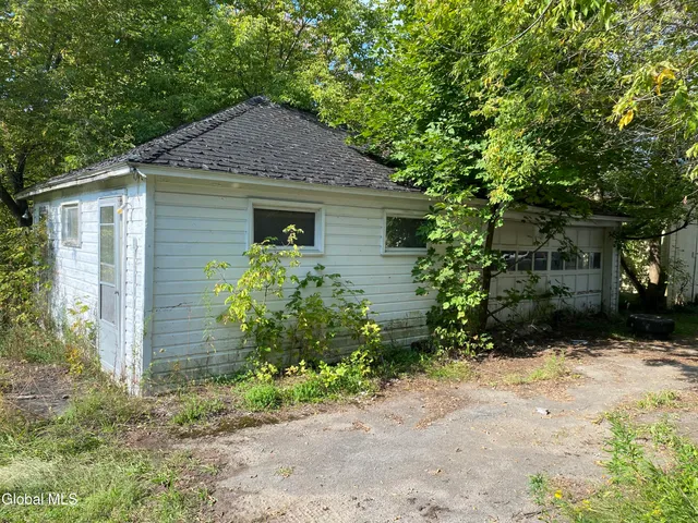 $30,000 | 19 West State Street, Dolgeville, NY 13329