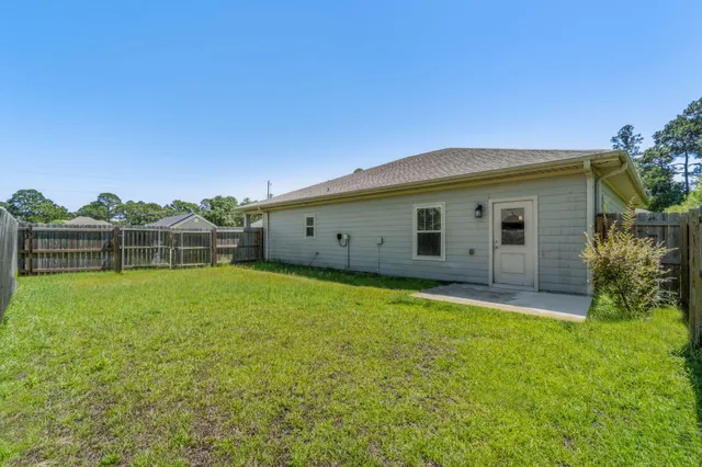 $2,145 | 2381 Belmont Drive, Navarre, FL 32566