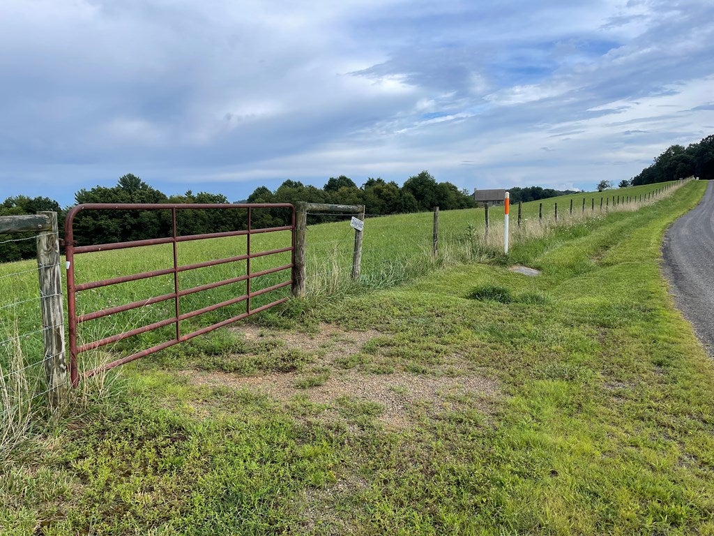 Tbd Kinzer Road, Unit 31F Fancy Gap, VA 24328 - Photo 6 of 10 Gallery Image 6