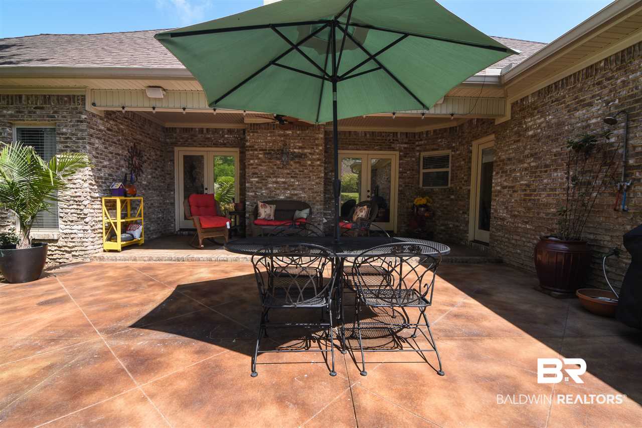 10948 Niblick Loop Fairhope, AL 36532 - Photo 27 of 30 Back Patio