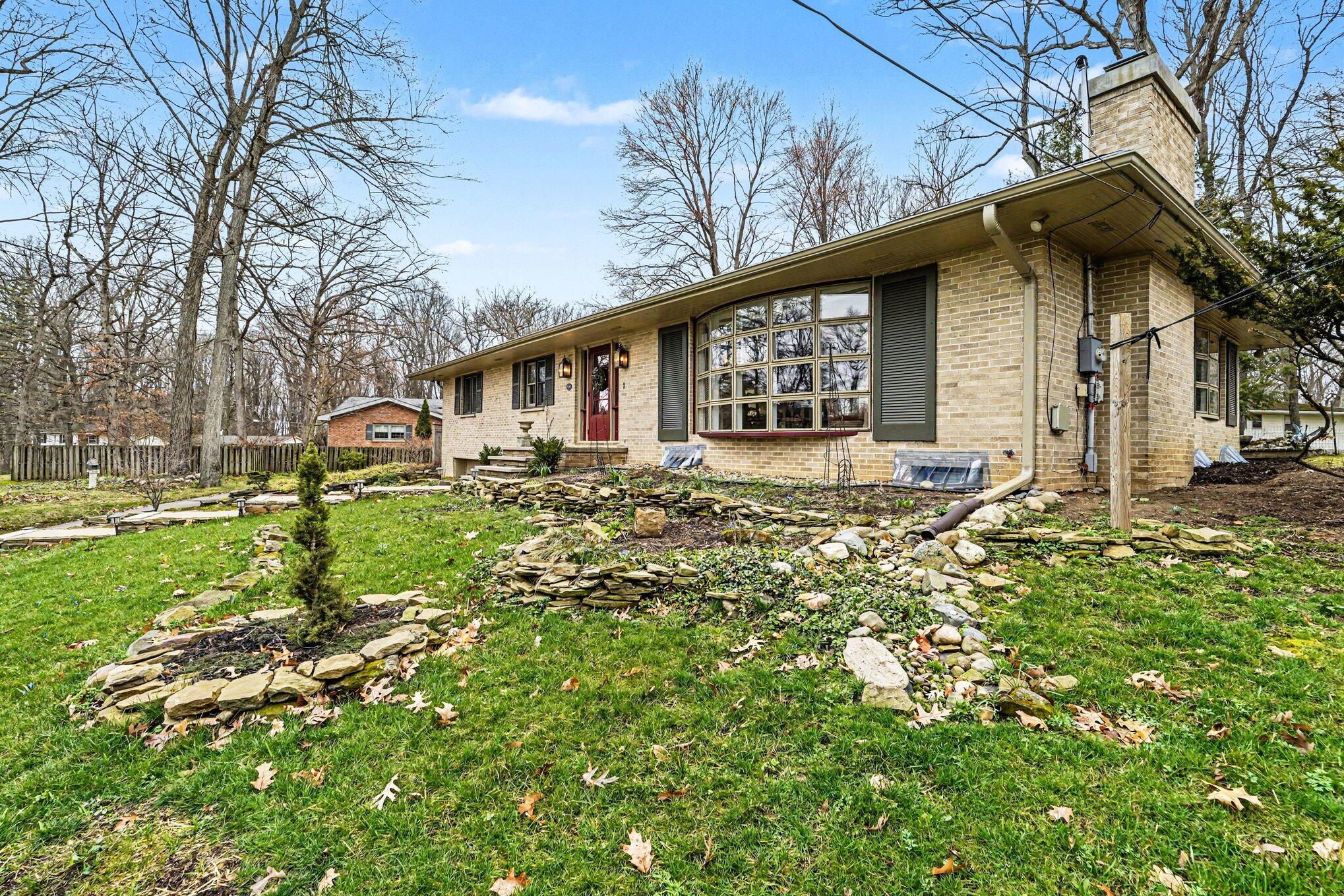 612 Hill Road Marshall, MI 49068 - Photo 3 of 26 003_file_3675