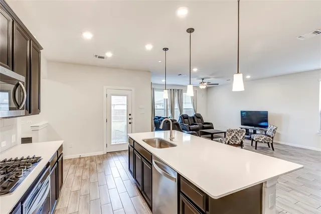 $2,395 | Undisclosed Address, Liberty Hill, TX 78642