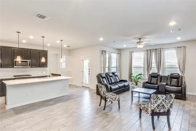 $2,395 | Undisclosed Address, Liberty Hill, TX 78642