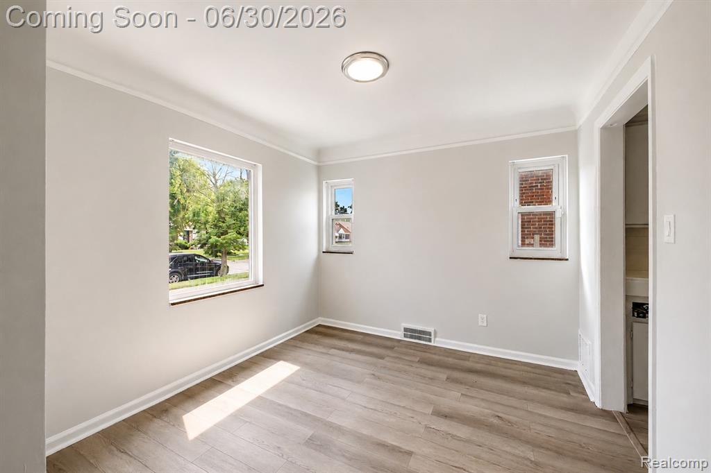 10883 Balfour Road Detroit, MI 48224 - Photo 3 of 30