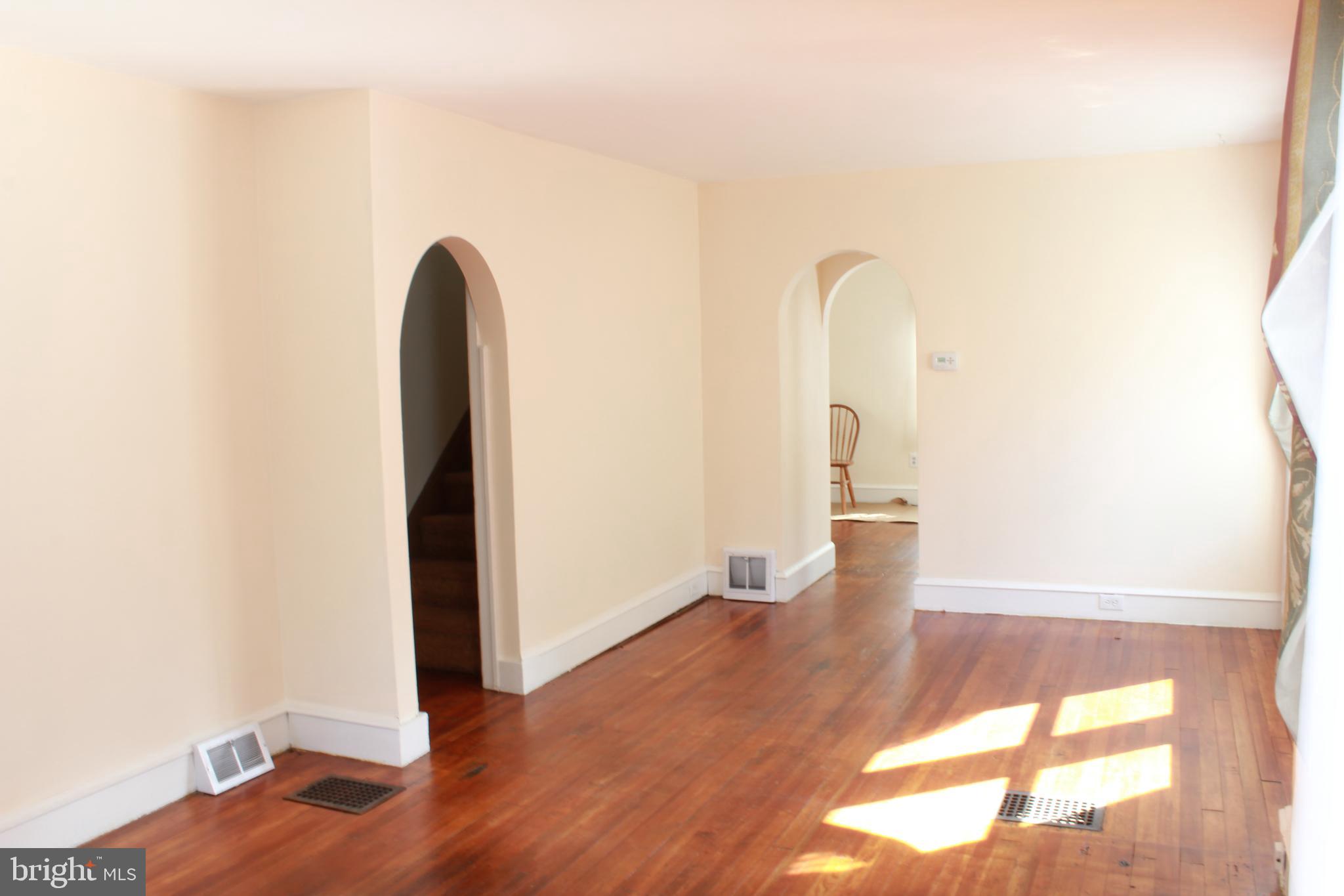 34 South Poplar Avenue Maple Shade, NJ 08052 - Photo 11 of 19 Dinning Room