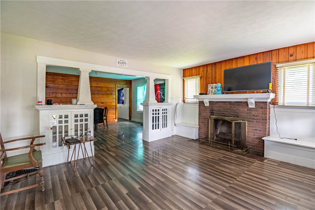 1181 North Summit Avenue Decatur, IL 62522 - Photo 3 of 14