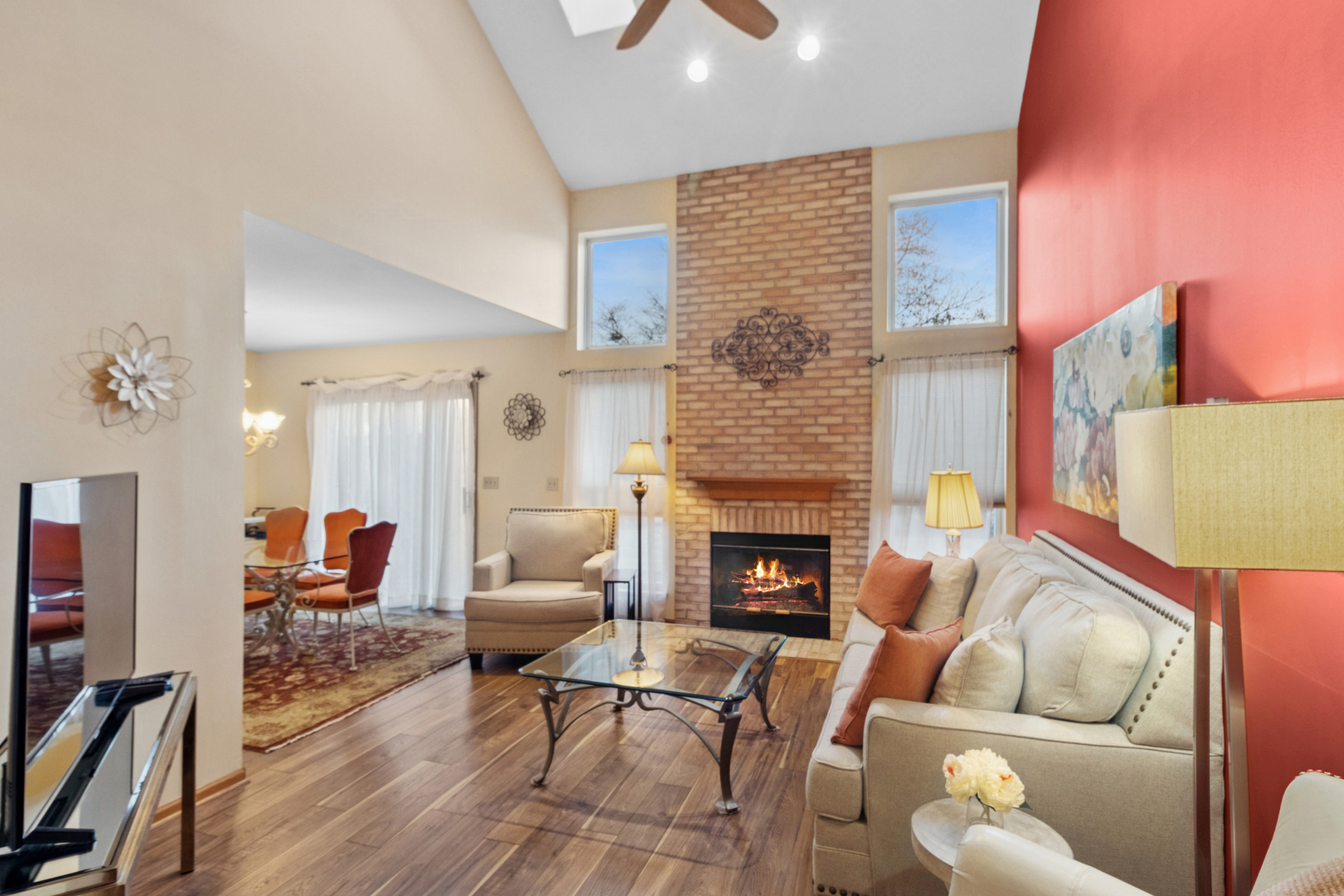 18 Peach Tree Court Algonquin, IL 60102 - Photo 5 of 23 a living room with furniture and a fireplace