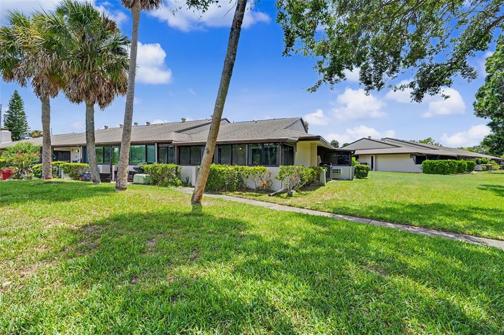 1502 16th Circle Southeast, Unit 28 Largo, FL 33771 - Photo 33 of 48
