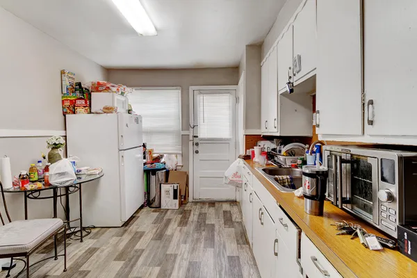 $230,000 | 1714 Eastern Avenue Southeast, Grand Rapids, MI 49507