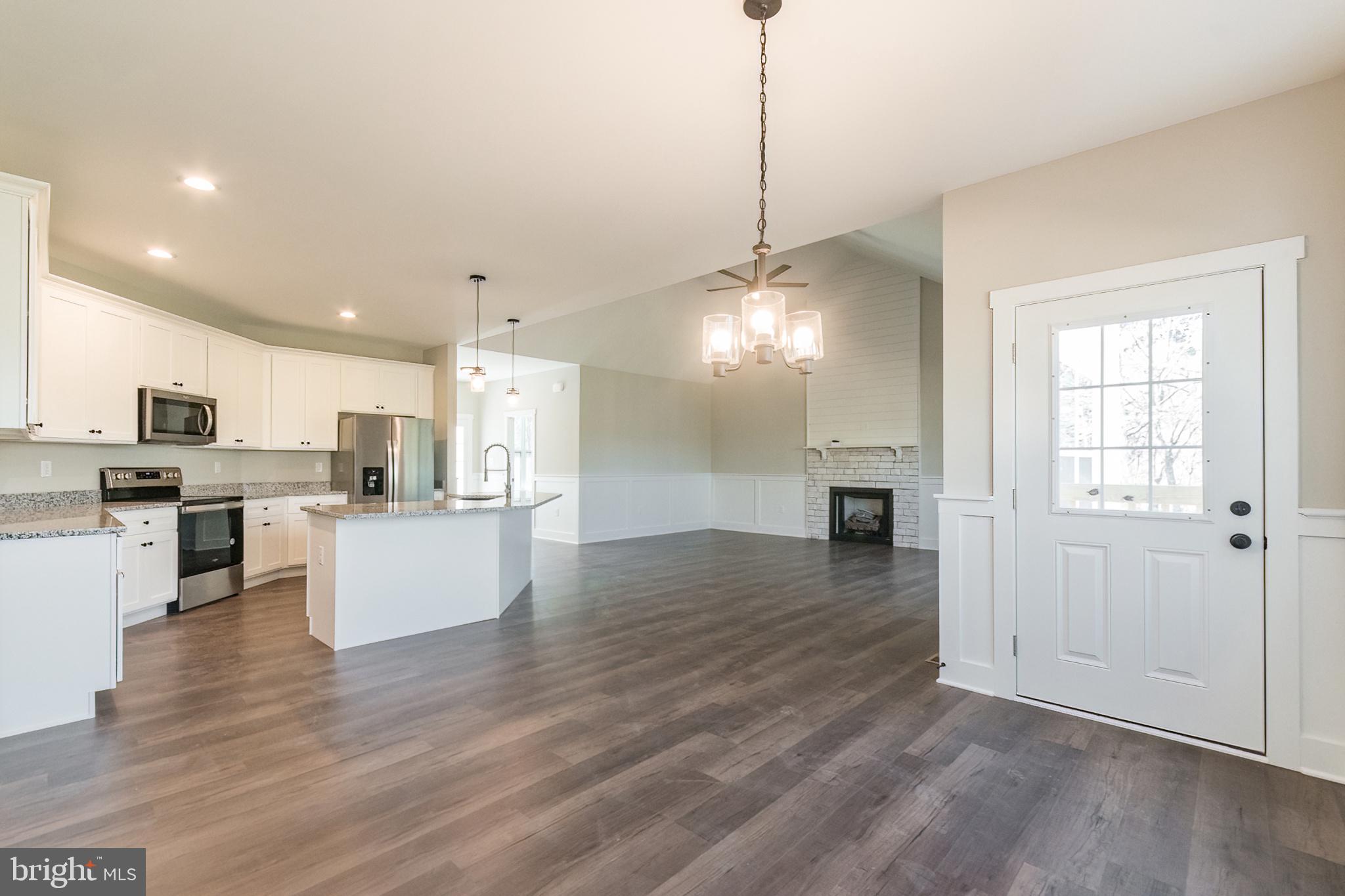 400 Fox Lair Ln Summit Point Summit Point, WV 25446 - Photo 11 of 57