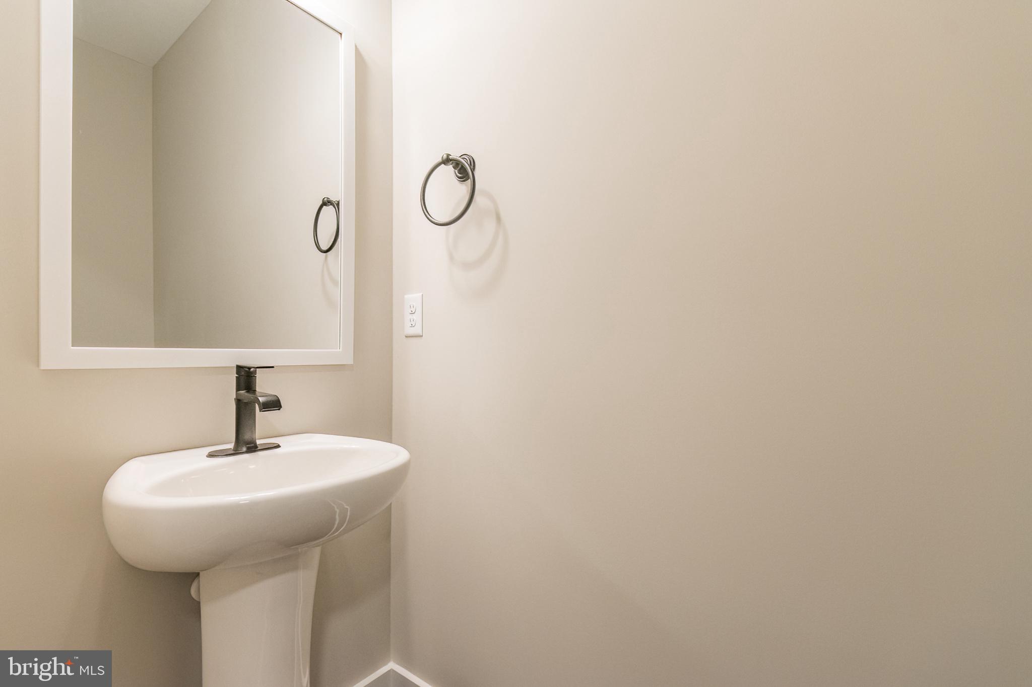 400 Fox Lair Ln Summit Point Summit Point, WV 25446 - Photo 32 of 57