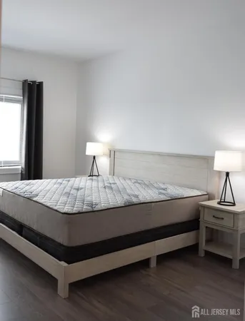 $3,000 | 1 Carriage City Plaza, Unit 920, Rahway, NJ 07065