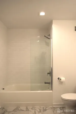 $3,000 | 1 Carriage City Plaza, Unit 920, Rahway, NJ 07065