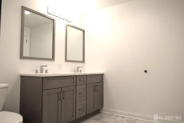 $3,000 | 1 Carriage City Plaza, Unit 920, Rahway, NJ 07065