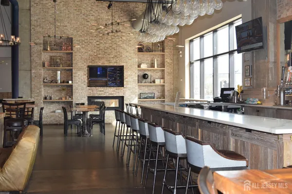 $3,000 | 1 Carriage City Plaza, Unit 920, Rahway, NJ 07065