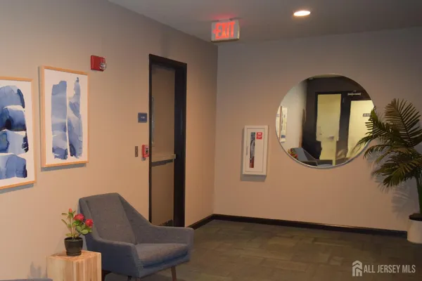 $3,000 | 1 Carriage City Plaza, Unit 920, Rahway, NJ 07065