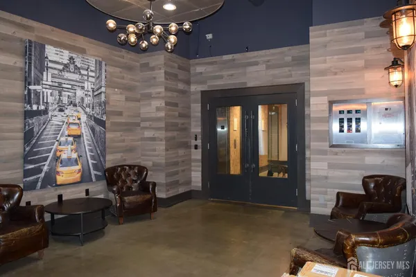 $3,000 | 1 Carriage City Plaza, Unit 920, Rahway, NJ 07065