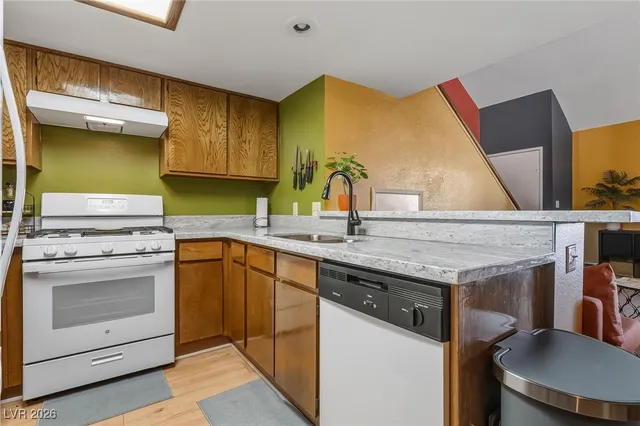 $211,000 | 3811 Desert Marina Drive, Unit 132, Laughlin, NV 89029