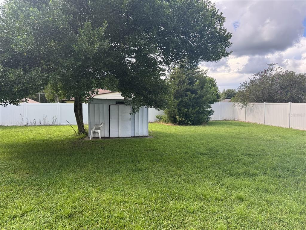 21570 Southwest Raintree Street Dunnellon, FL 34431 - Photo 5 of 25 Gallery Image 5
