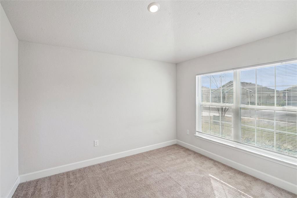 2358 Friendly Confines Loop Davenport, FL 33837 - Photo 14 of 39