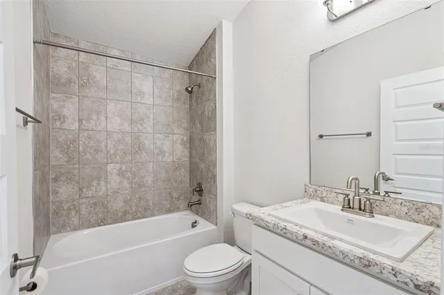 $2,500 | 2358 Friendly Confines Loop, Davenport, FL 33837