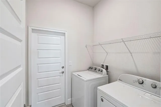 $2,500 | 2358 Friendly Confines Loop, Davenport, FL 33837