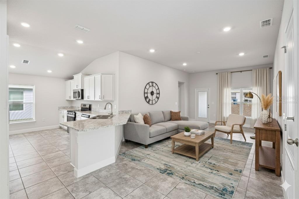 2358 Friendly Confines Loop Davenport, FL 33837 - Photo 2 of 39