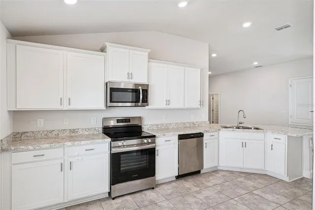 $2,500 | 2358 Friendly Confines Loop, Davenport, FL 33837