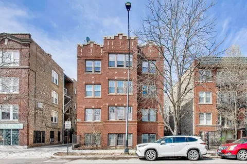 $219,900 | 4416 1/2 North Ashland Avenue, Unit 3, Chicago, IL 60640