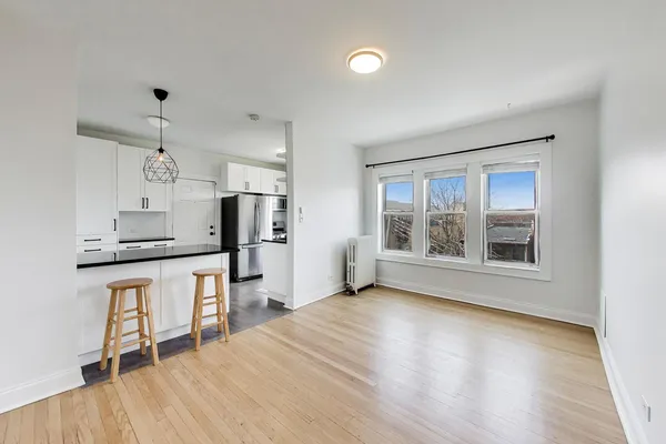 $219,900 | 4416 1/2 North Ashland Avenue, Unit 3, Chicago, IL 60613