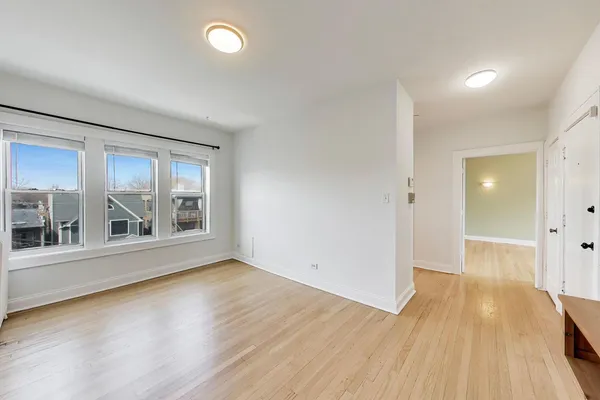 $219,900 | 4416 1/2 North Ashland Avenue, Unit 3, Chicago, IL 60613