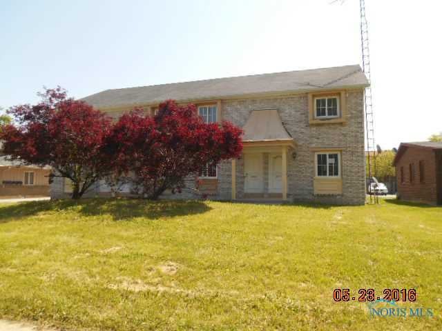 2339 Rockspring Road Toledo, OH 43614 - Photo 2 of 18 Gallery Image 2