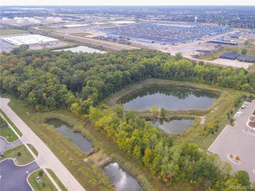 22000 Allen Road Woodhaven, MI 48183 - Photo 18 of 23