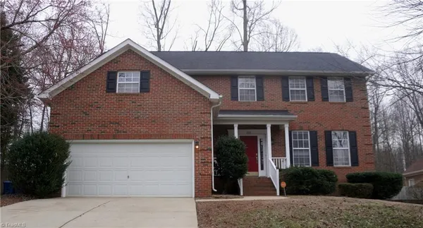 $424,900 | 4324 Clovelly Drive, Greensboro, NC 27406