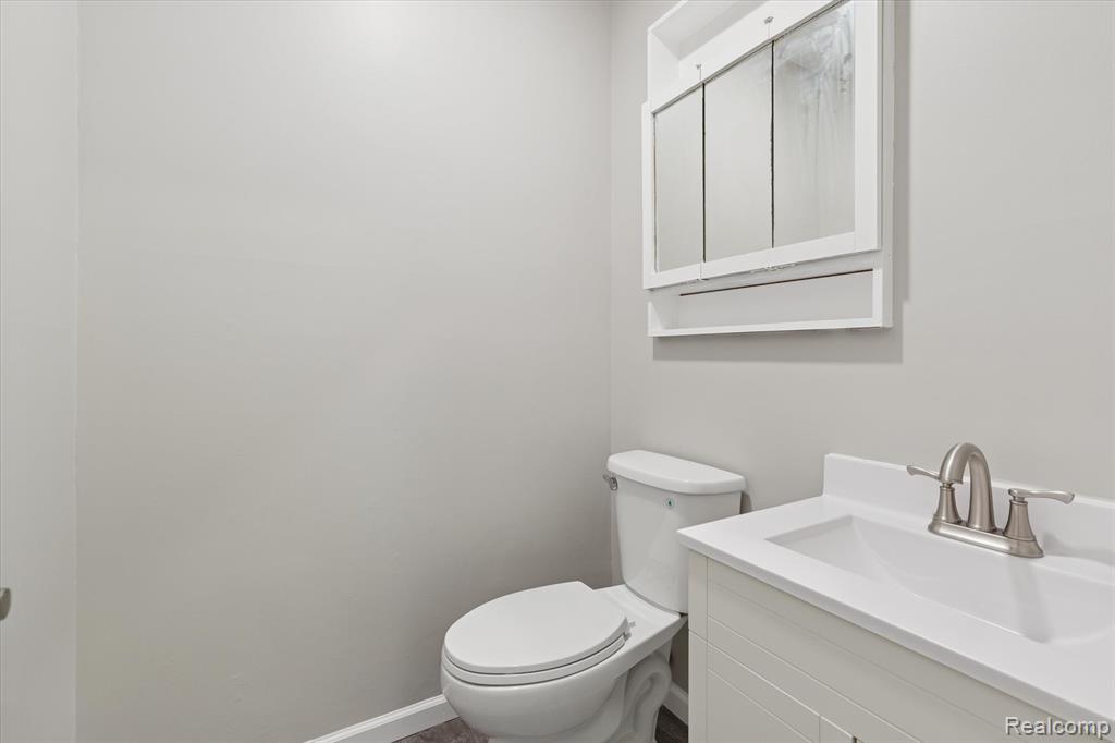 15635 Martinsville Road Belleville, MI 48111 - Photo 33 of 75